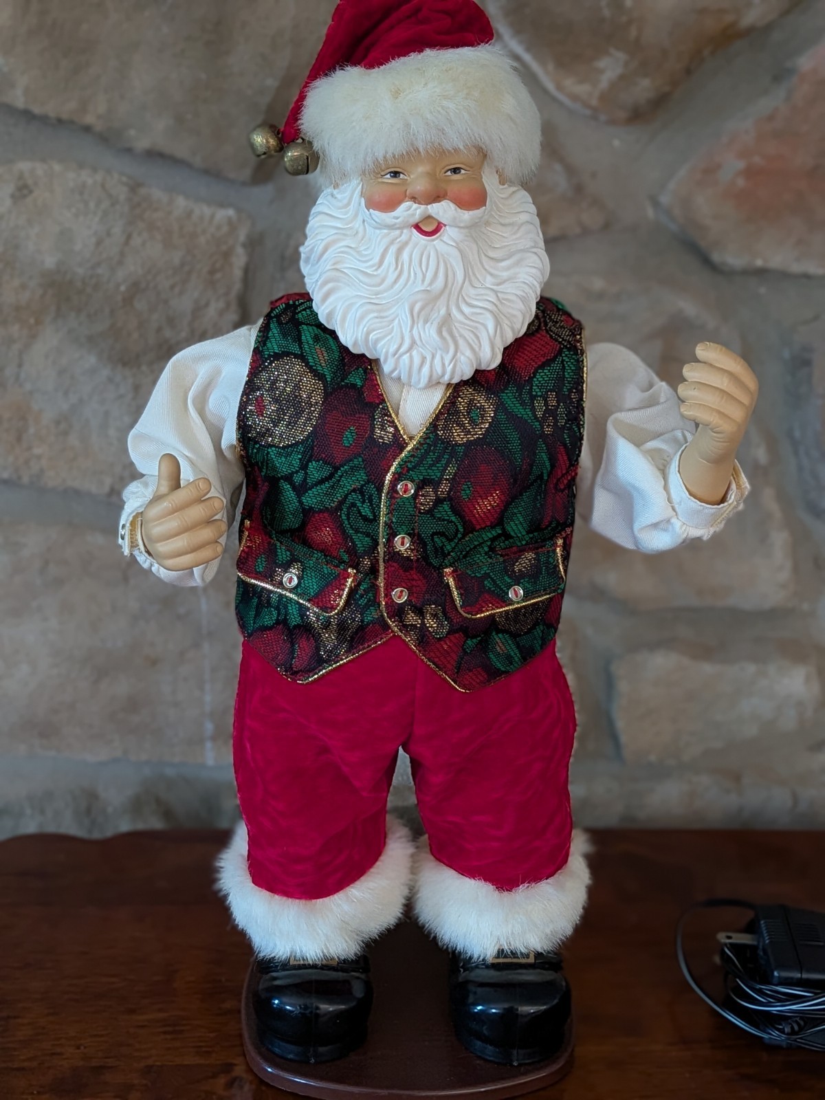 Vintage 1999 Rockin Around Santa Animated Musical Dancing Christmas Fantasy Ltd Vintage 1999 Rockin Around Santa Animated Musical Dancing Christmas Fantasy Ltd