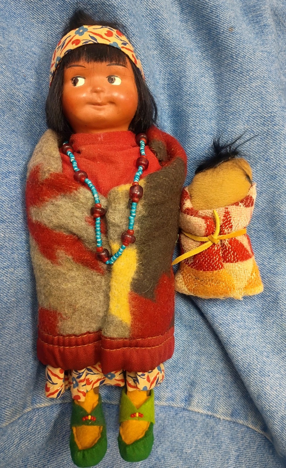 Vintage 1940s Early Native American Skookum Bully Good Mom & Baby Dolls