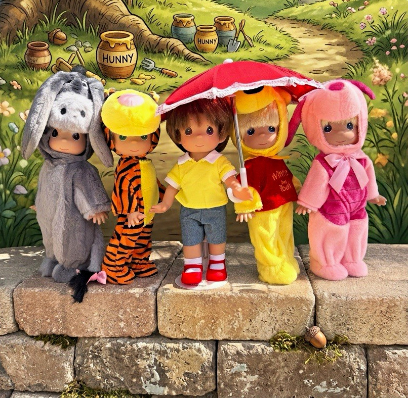 Winnie the Pooh set of 5 collectible Dolls, 12 in Precious Moments by Linda Rick