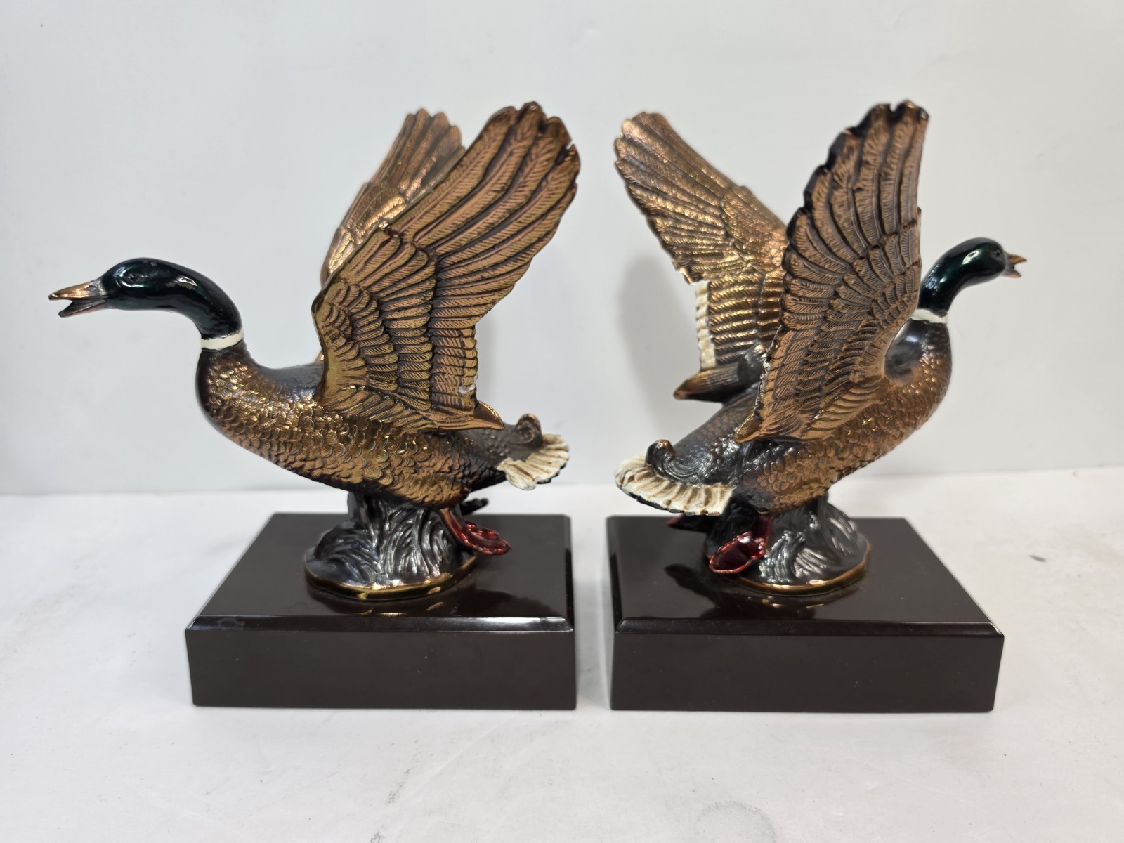 VtgMallard Duck Bookends Pair Flying Ducks Bronze Tone Metal Wildlife Decor