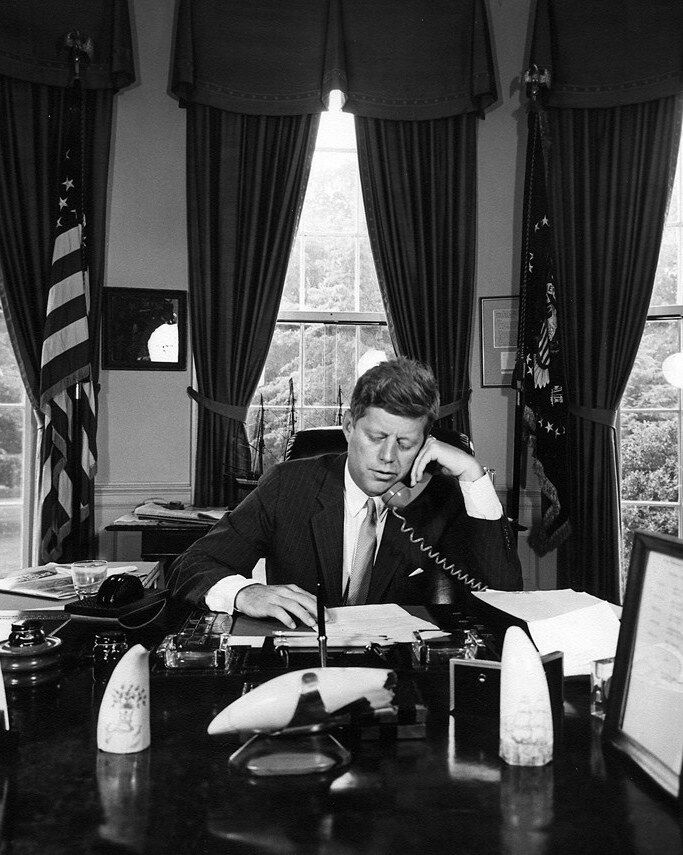 John F. Kennedy JFK U.S. USA Oval Office 8 x 10 Photo Photograph Picture nh1