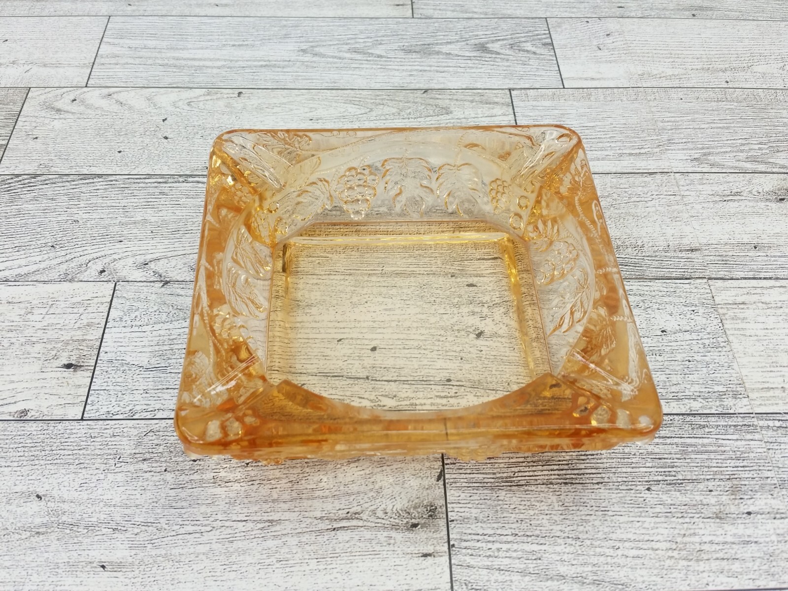 Vintage MCM Westmoreland Heavy Peach Glass Ash tray 4 Slots Panel Grape Square