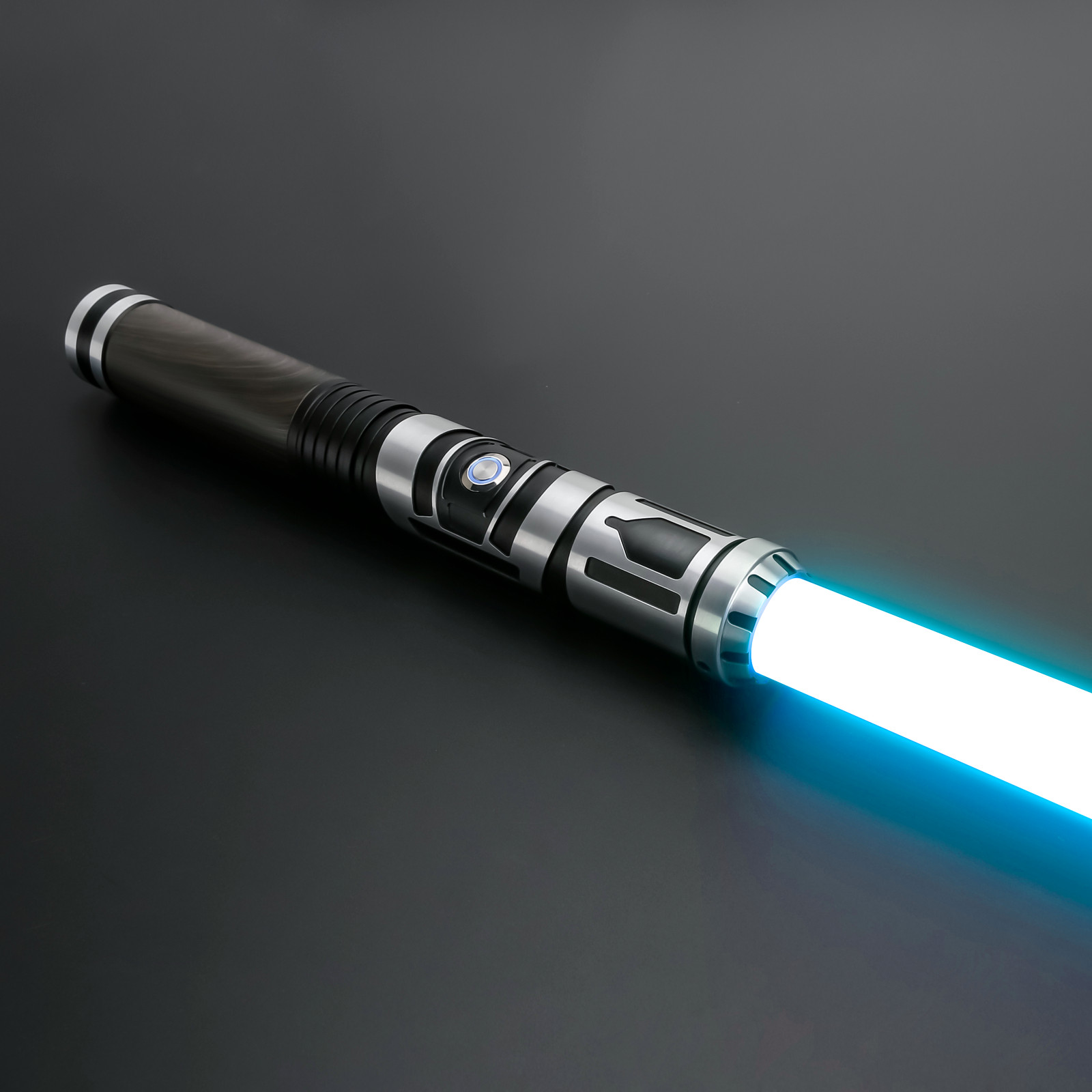 Battle-Ready Dueling Lightsaber Metal & Rechargeable Star Wars Force FX Replica