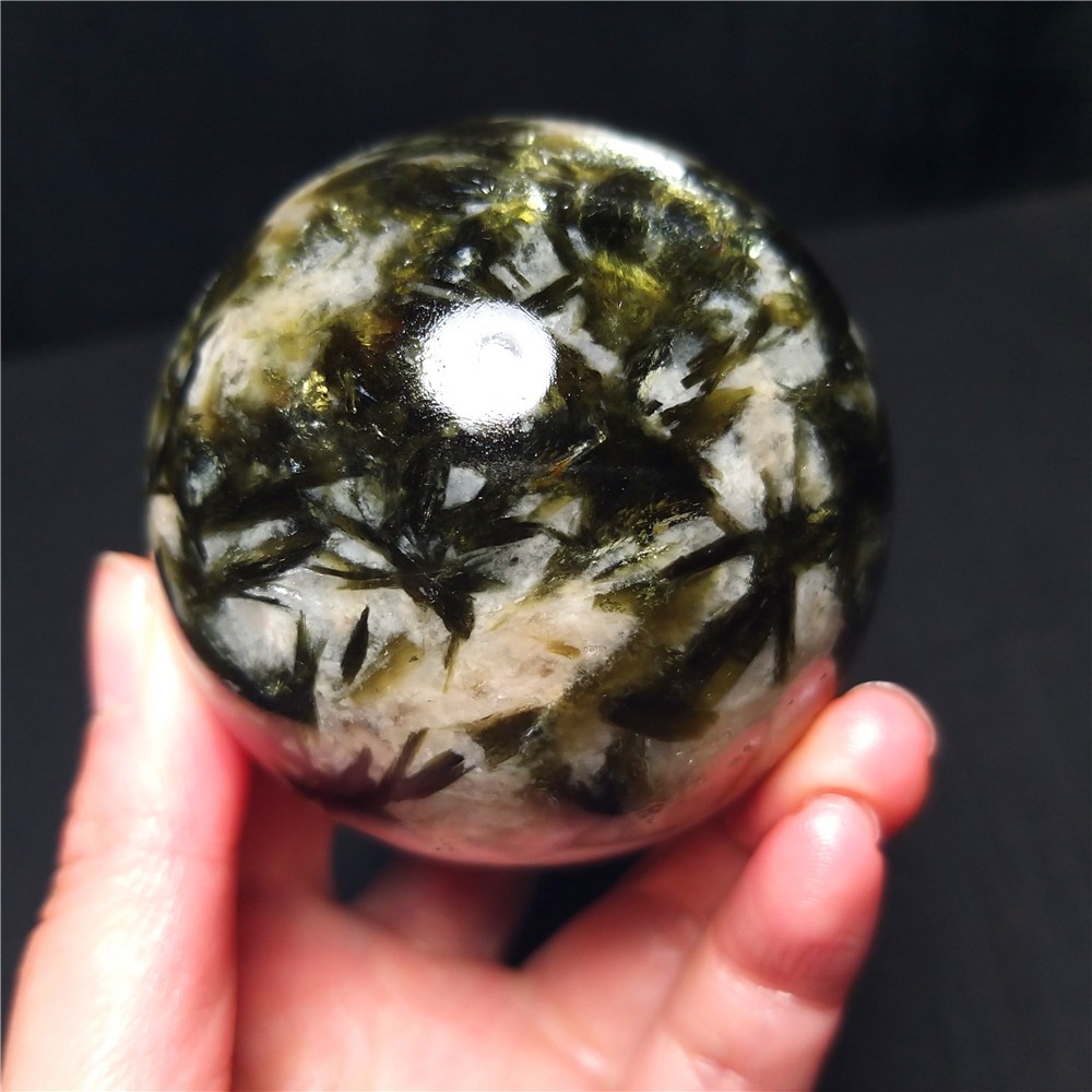 TOP 311G Natural Green Tourmaline Sphere Crystal Quartz Ball Stone Healing QQ131