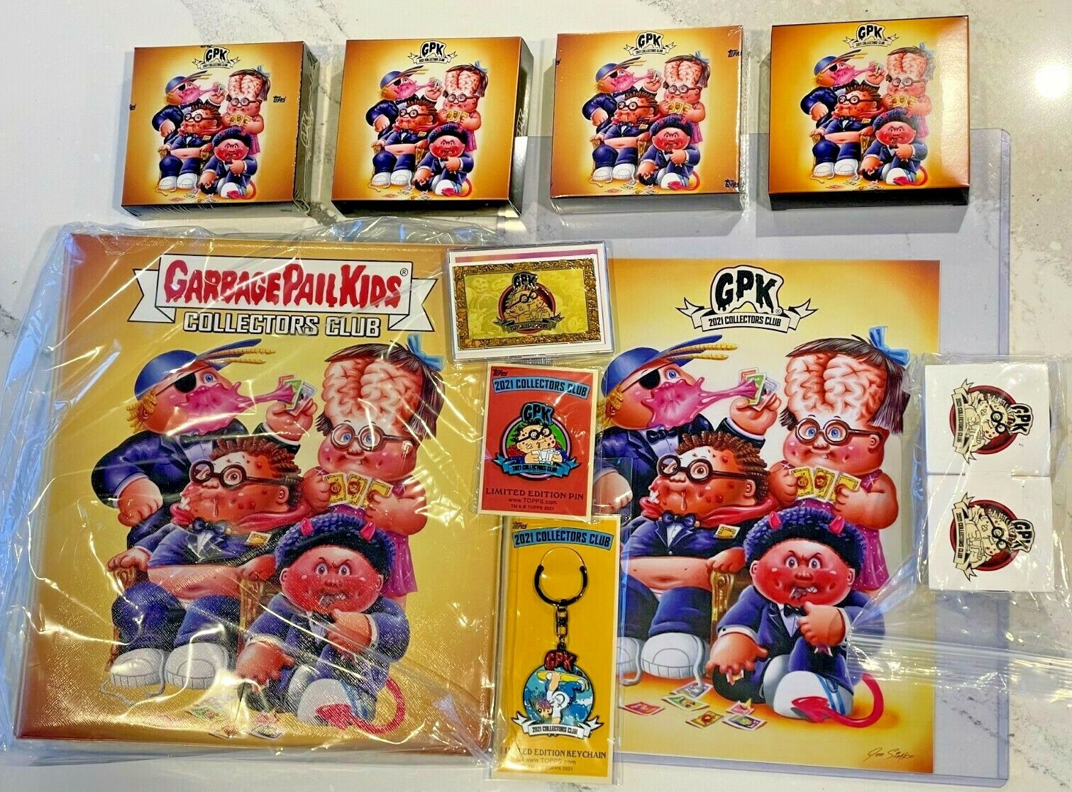 2021 Topps Garbage Pail Kids COLLECTORS CLUB Complete 1-4 Card Set Binder Pins