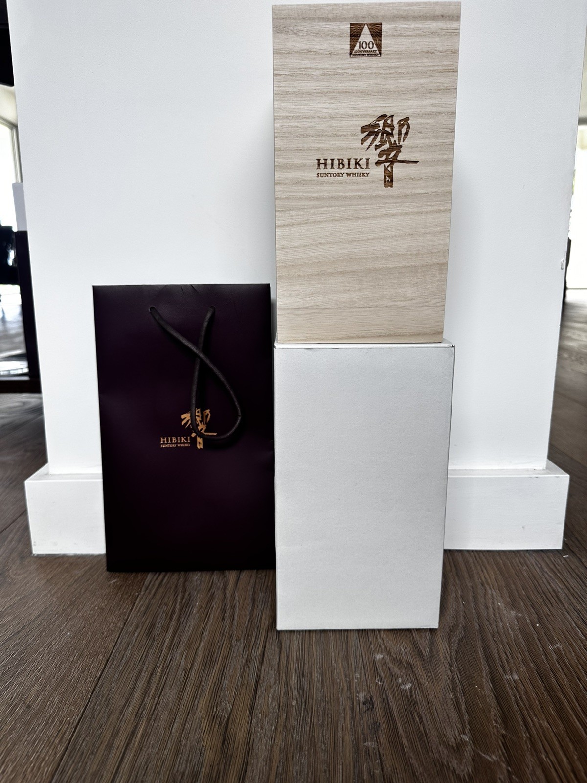 Suntory 100th Anniversary Hibiki 21 Limited Edition Wooden Presentation Box