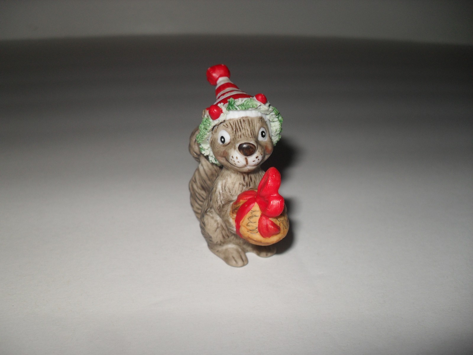 Vtg. Miniature Christmas Squirrel Figurine Nut Present Party Hat Spaghetti Trim