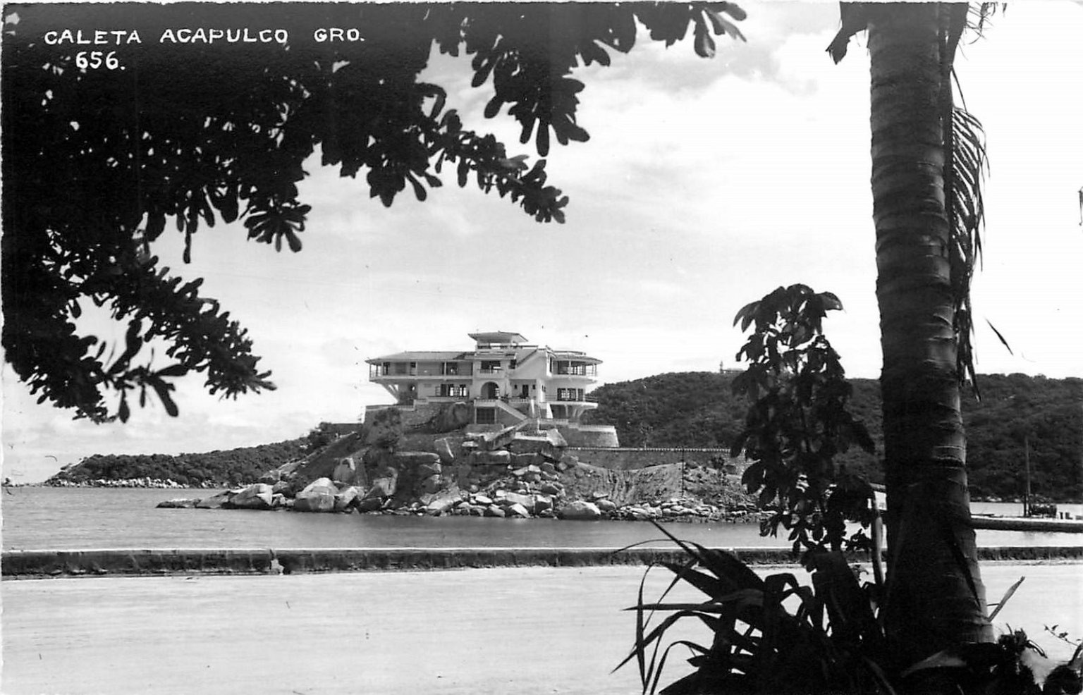 Caleta Acapulco GRO Mexico Real Photo Postcard Mid-Century Hotel Scene 1950s