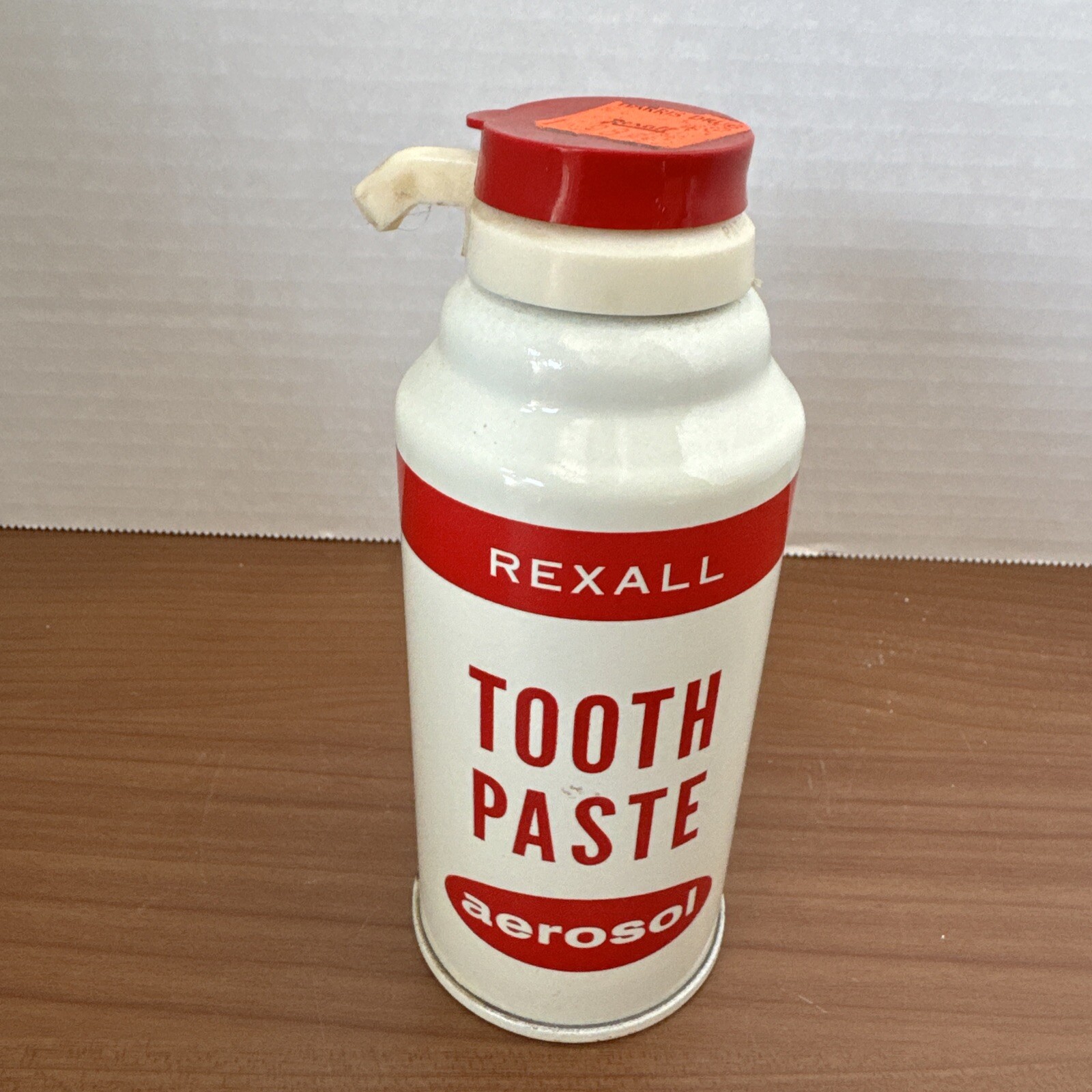 1960 Rexall TOOTHPASTE, AEROSOL CAN, RARE New Full Vintage Red White 7 OZ 1960 Rexall TOOTHPASTE, AEROSOL CAN, RARE New Full Vintage Red White 7 OZ
