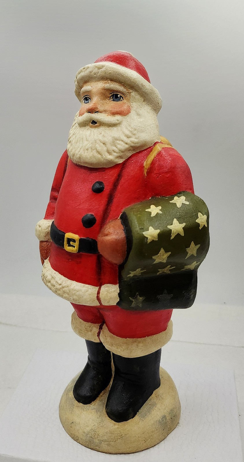 Vaillancourt Folk Art Chalkware Santa Claus with Star Blanket WWII Figure 2005