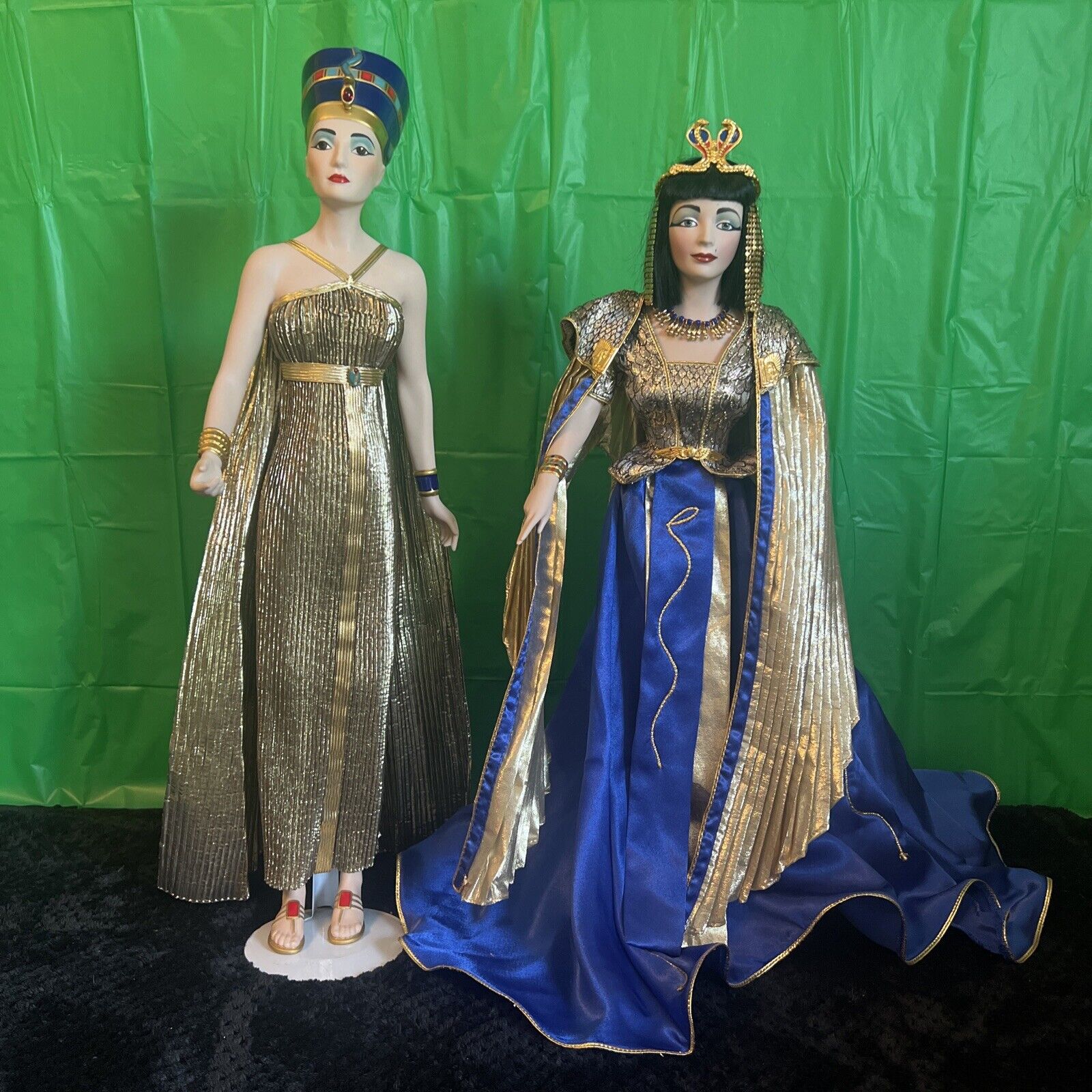 Franklin Heirloom Porcelain Dolls 1989 Liz Taylor Cleopatra , 1987 Nefertiti ￼
