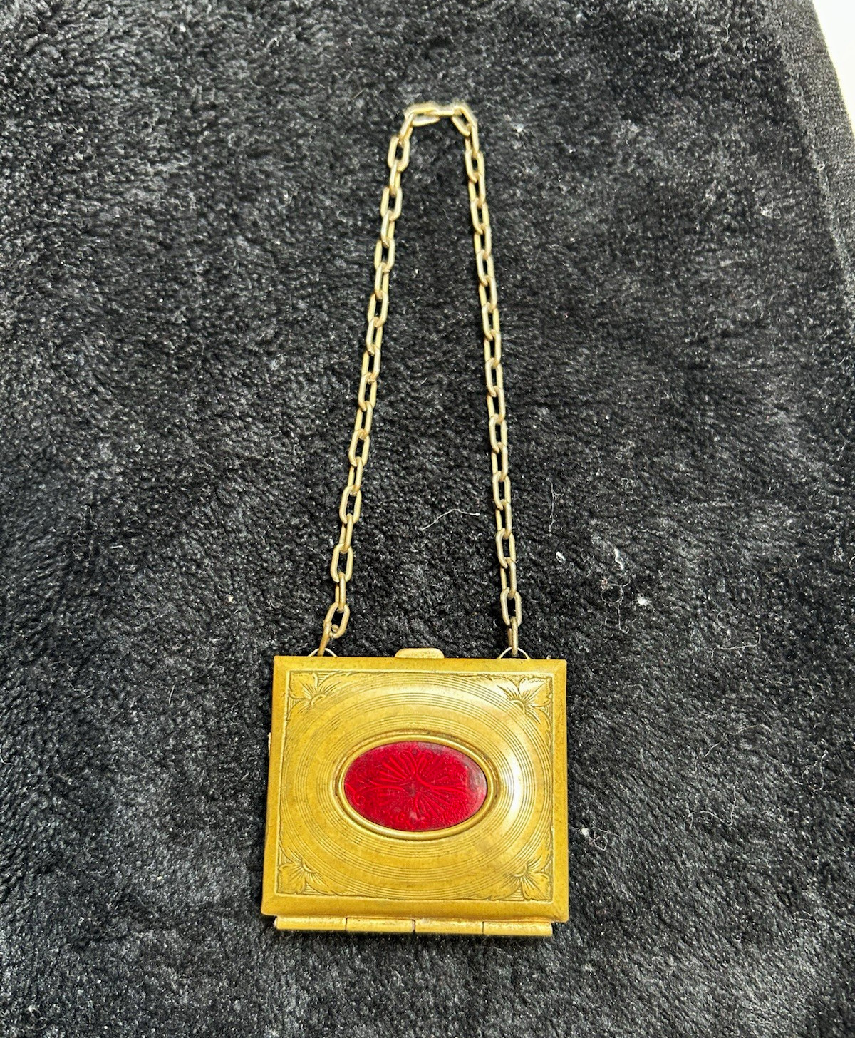 Vintage Gold Tone Square Hinged Compact Purse w/ Chain, Red Oval Cabochon