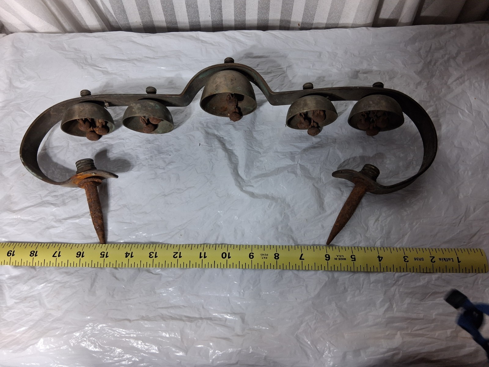 ANTIQUE Brass Horse Harness Sleigh Five 5 Bells Chimes for Hames Collar Carriage