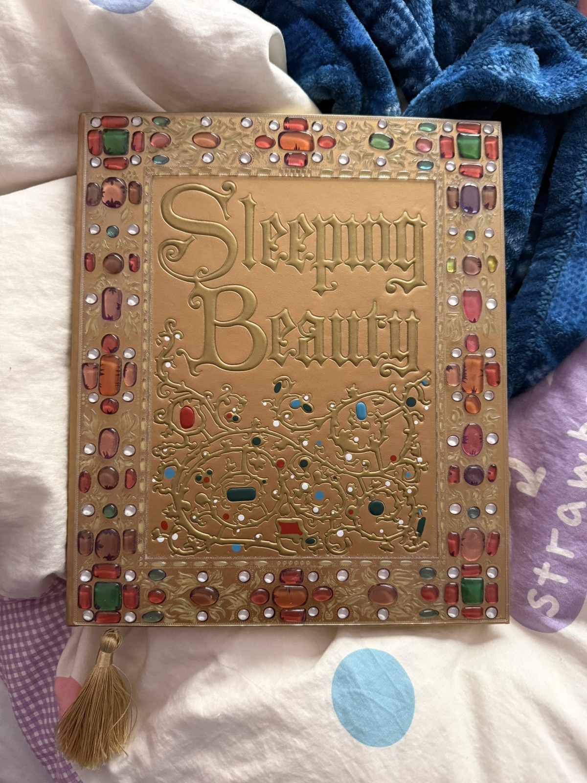 Disney Sleeping Beauty Limited Edition Collectible Treasure Book Limited 2500