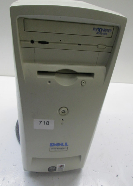 Lot of 11 Vintage Beige Desktops