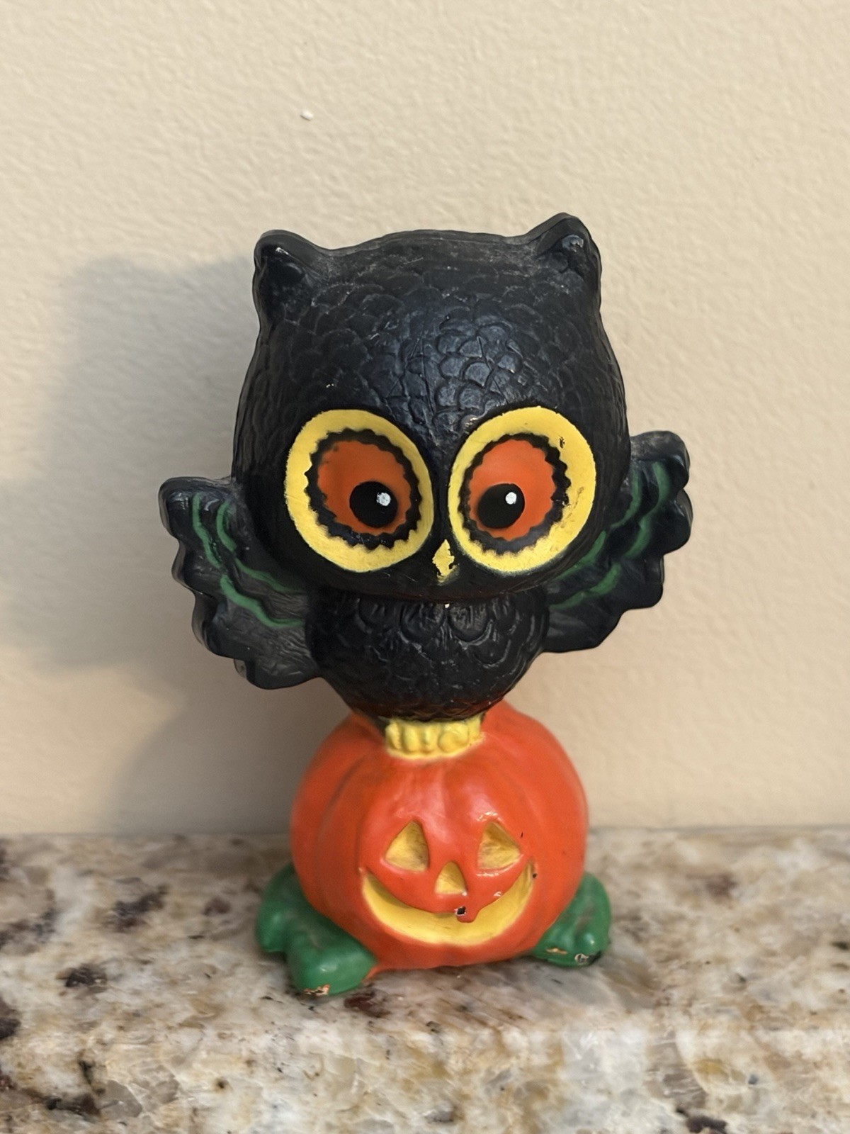 Vintage 1976 Hallmark Merry Miniature Halloween Owl On Jack-O'-Lantern Pumpkin