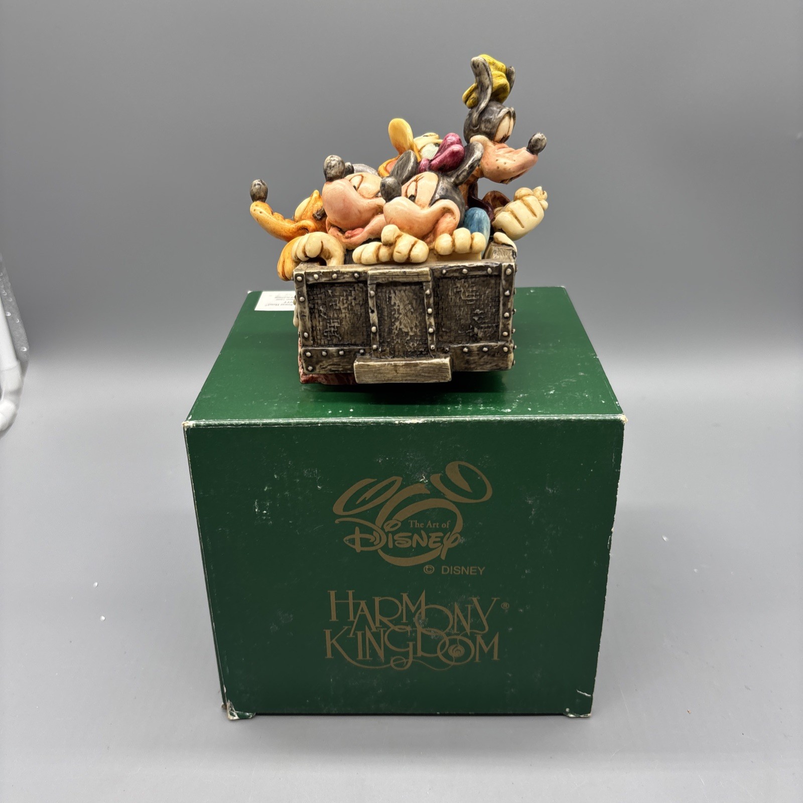 Disney Harmony Kingdom Hollywood Tower Hotel Figurine Box LE Mickey Donald 1500 Disney Harmony Kingdom Hollywood Tower Hotel Figurine Box LE Mickey Donald 1500
