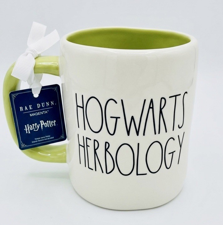 HARRY POTTER  MUG * HOGWARTS HERBOLOGY MUG * MANDRAKE * RAE DUNN MAGENTA NEW