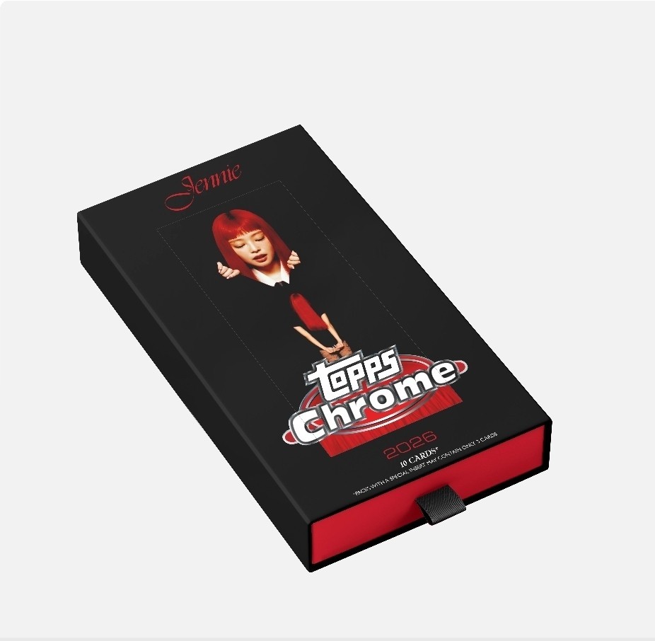 Topps 2026 Topps Chrome x Jennie Hobby Box (In Hand)
