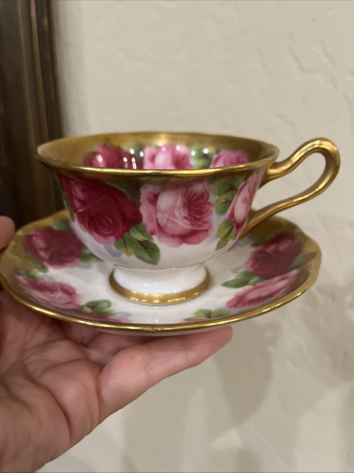 Vintage Royal Albert Bone China Teacup Saucer Set Pink Red Roses Gold Gilt