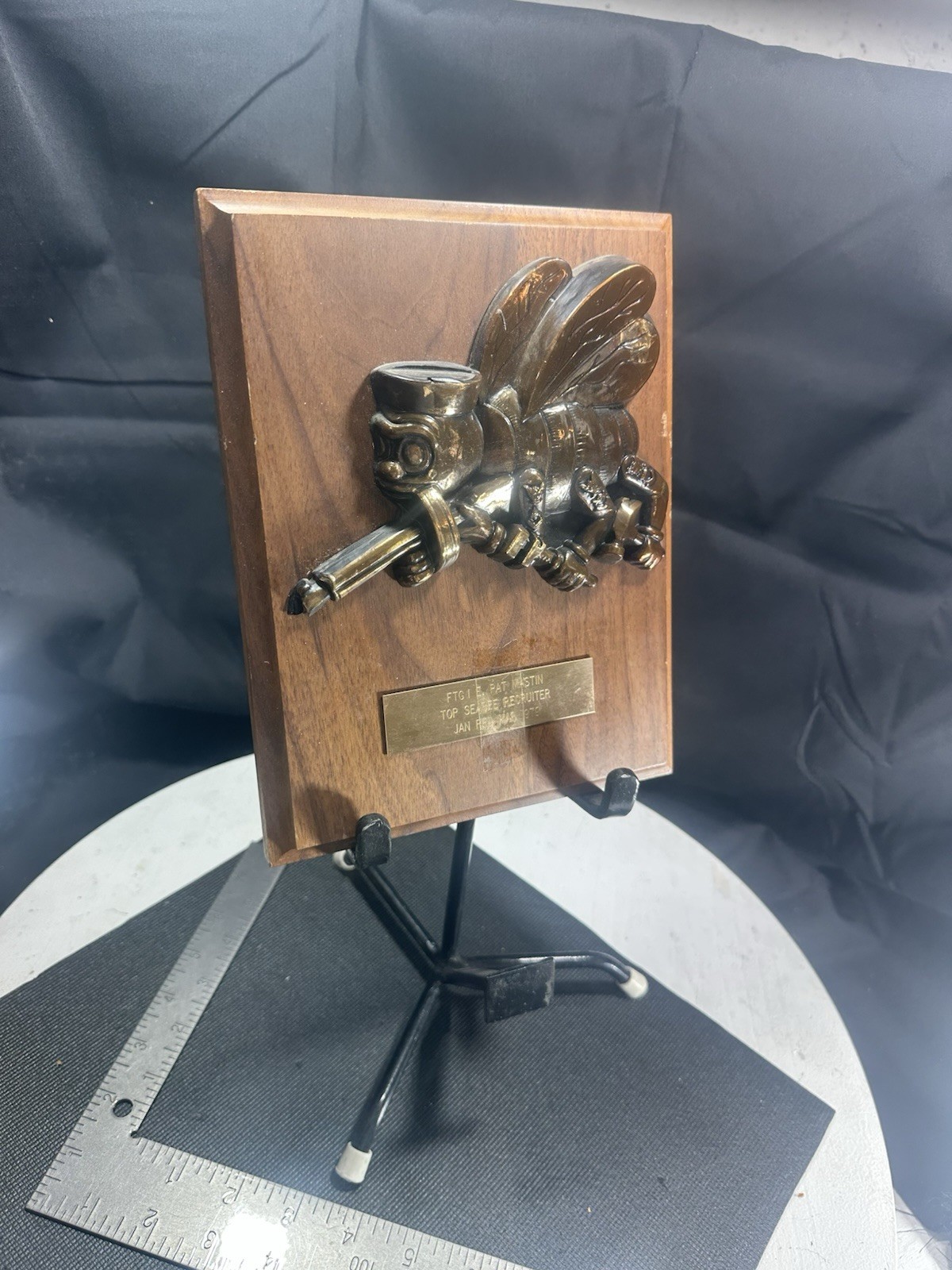 Vintage 1979 US Navy Seabees Fighting Bee Metal Wall Plaque Recruiter Award