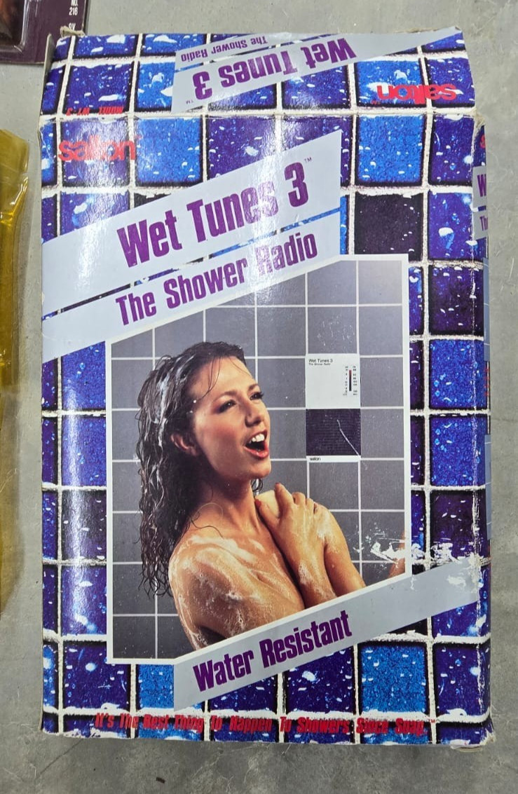 Vintage 1985 Salton Wet Tunes 3 Shower Radio AM/FM Boxed + Sealed Eveready 9V