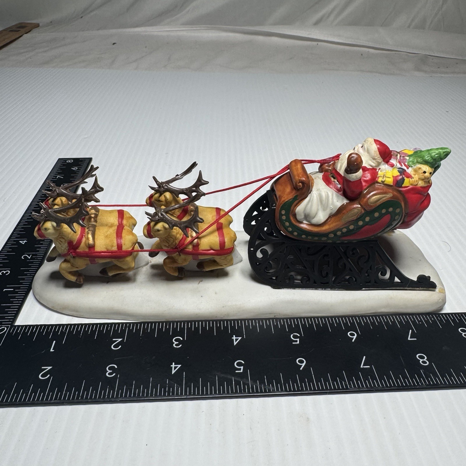 Vintage 1995 Lemax Village Collection #53157 1995 Porcelain Santa Sleigh Bound