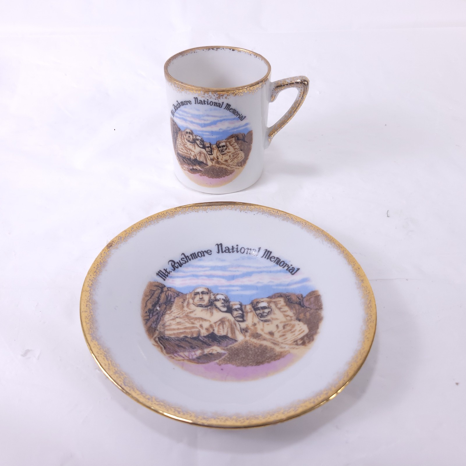 Vtg Travel Souvenir Mt Rushmore National Memorial Miniature Plate and Cup