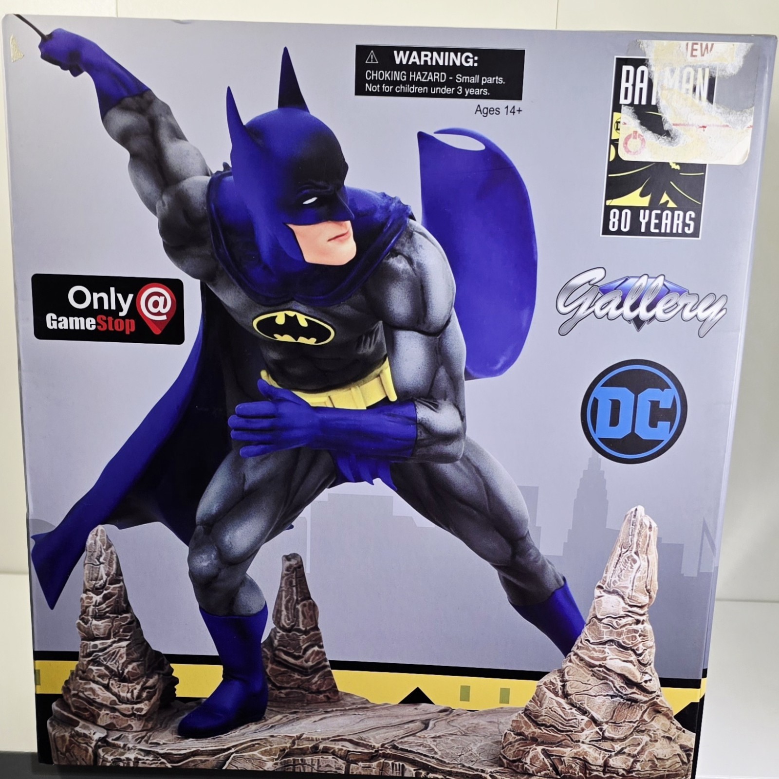 Diamond Select DC Gallery 80 years BATMAN Gamestop Exclusive Figure Statue NEW
