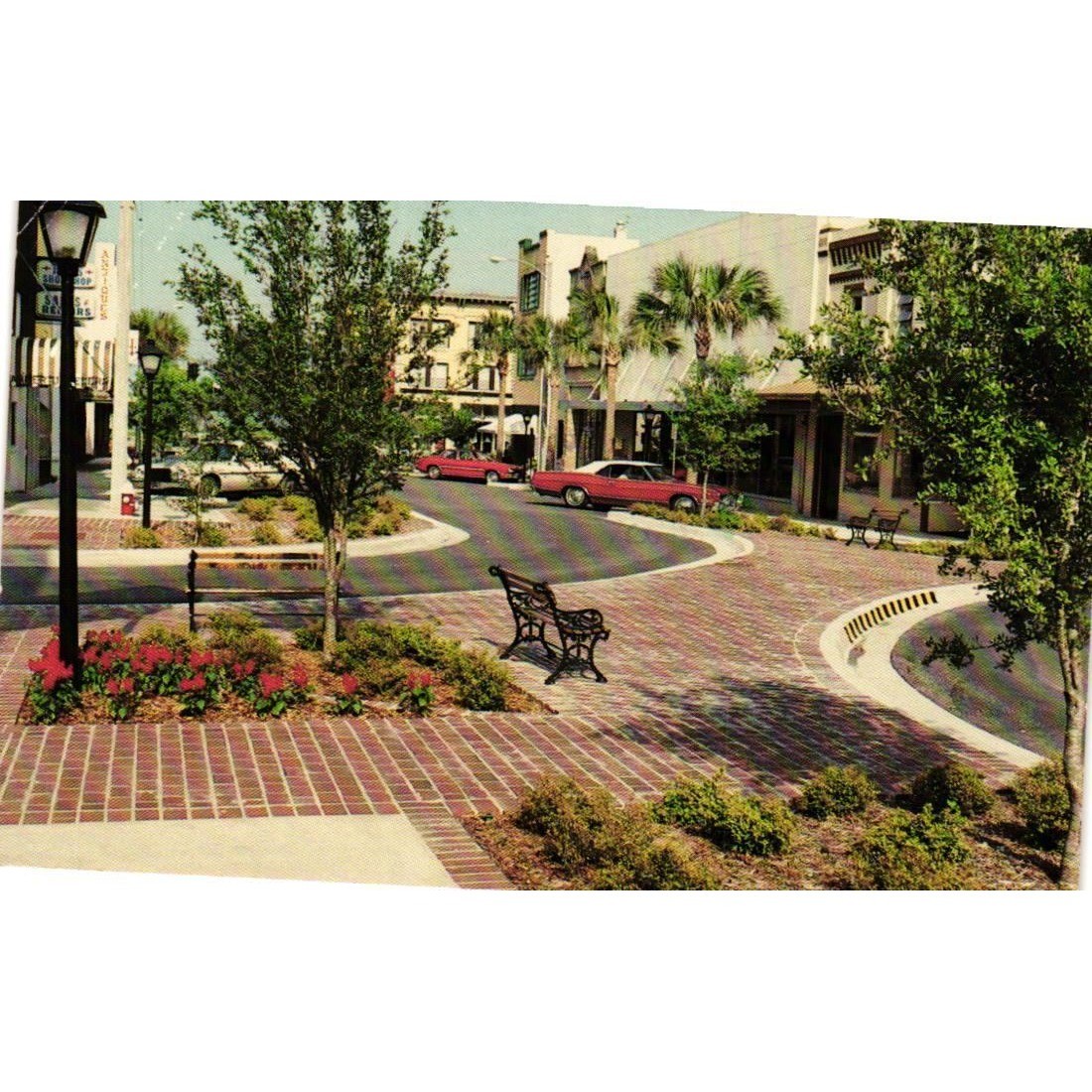 Vintage 1984 Eustis Florida Postcard The Village Downtowne Street Scene 1980s