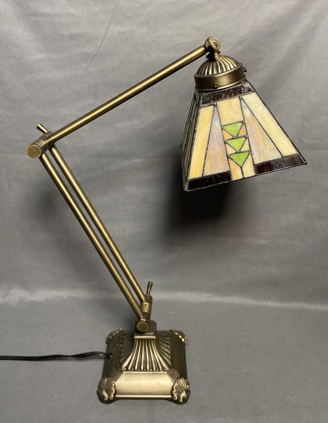 Arts & Crafts Mission Stained Glass Desk Lamp Tiffany Style Adjustable Height