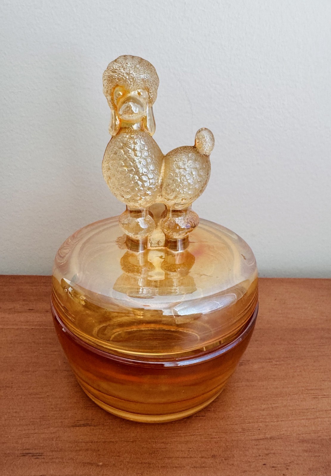 VINTAGE JEANNETTE MARY GOLD GLASS POODLE TOP POWDER BOX