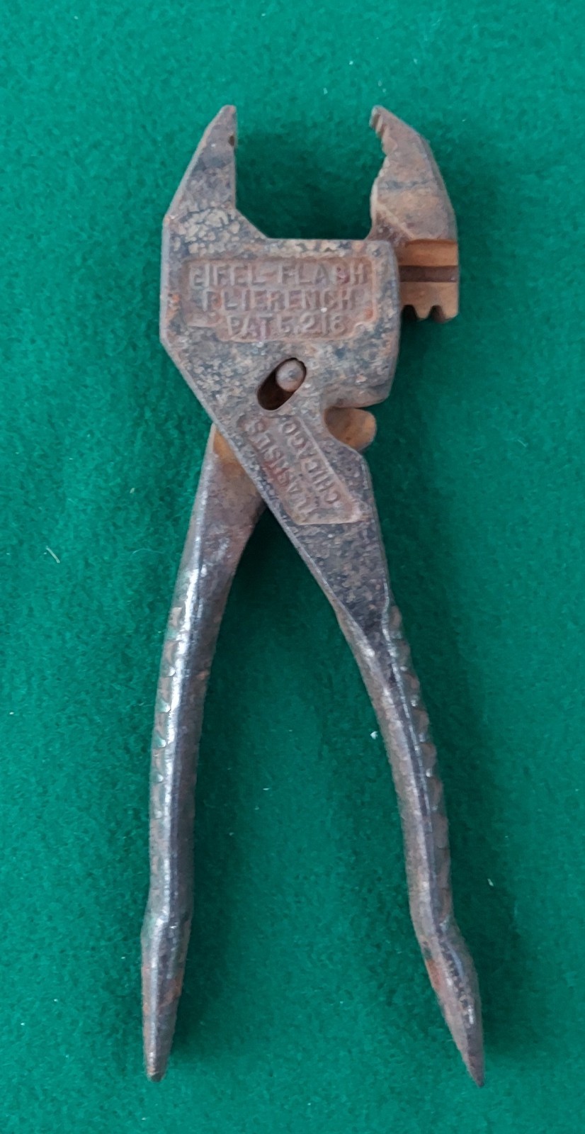Vintage EIFFEL-FLASH PLIERENCH Plyers Chicago USA 8-1/2 Inch Original Flashsls