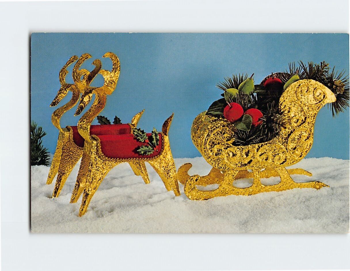 Postcard Golden Sleigh, Studios of National Handicraft, Des Moines, Iowa