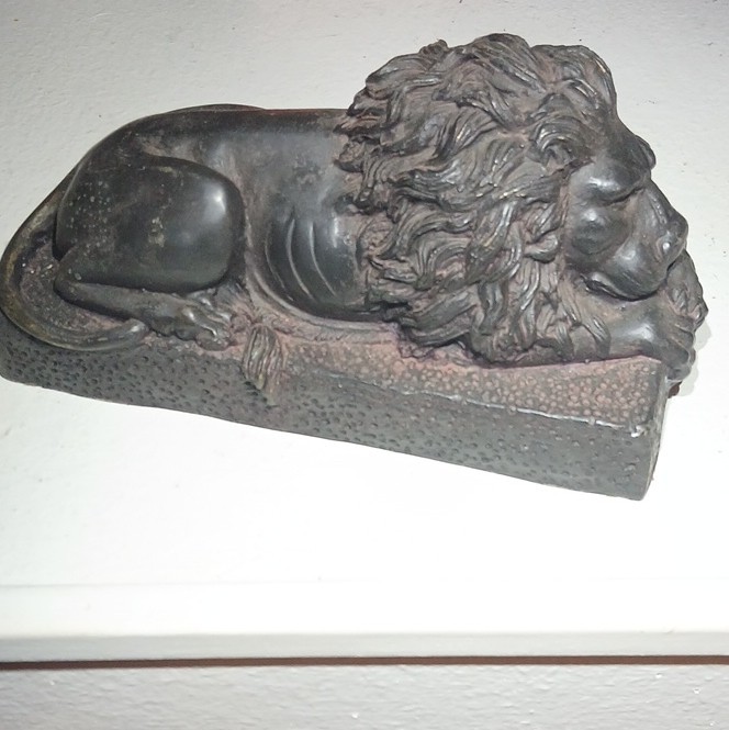 Antique  Lion Figurine Sculpture Approximately 4/6/4