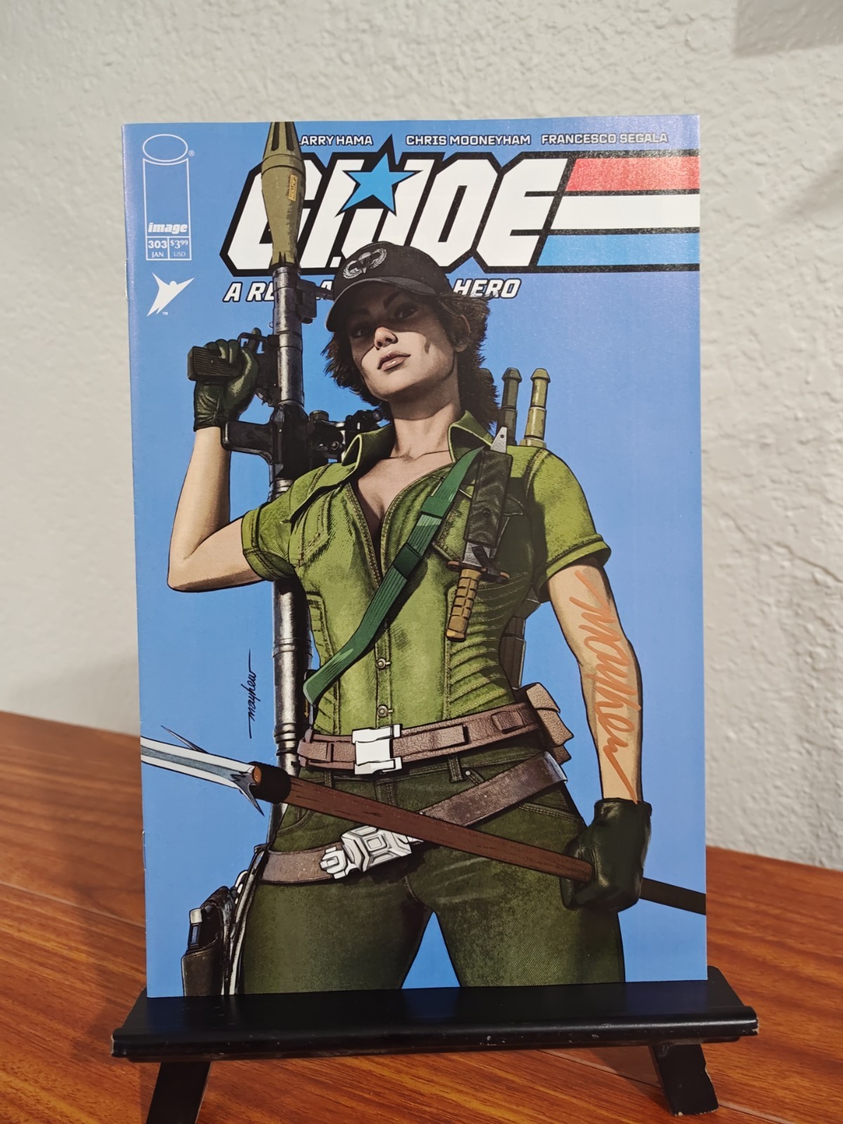 G.I. JOE: A REAL AMERICAN HERO#303 Mike Mayhew Variant Sig w/COA - NM/M