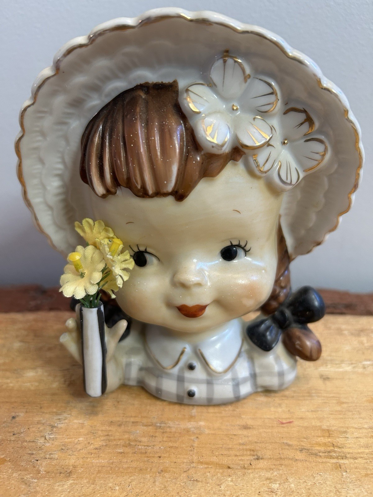 VTG, Ceramic, Head Bust, Girl, Wall Picket/Shelf Sitter. Ceramic