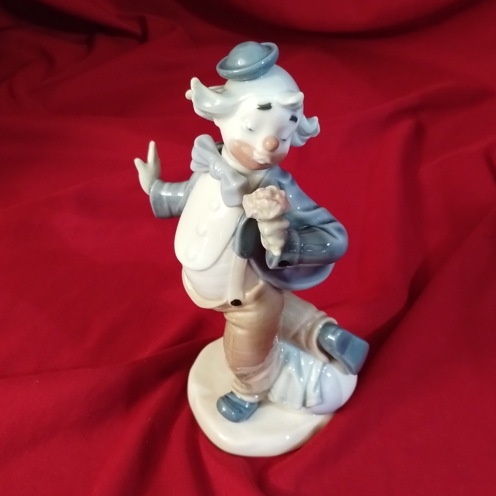 Nao by Lladro #488: \