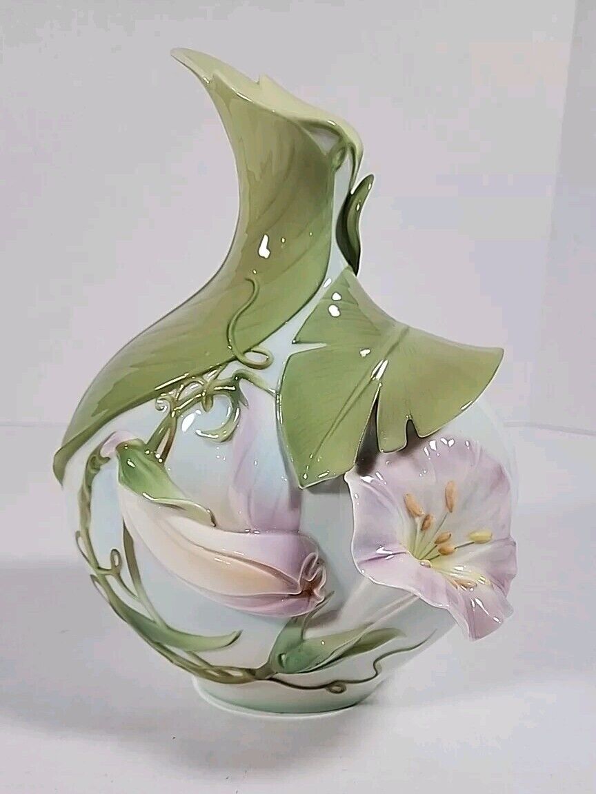 Franz Porcelain Floral Art Vase  FZ00533 2001 New without Box