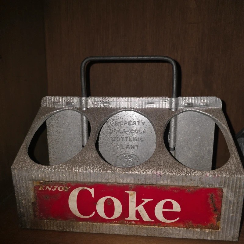 Vintage 1950s Coca Cola Aluminum 6 Bottle Carrier Coke Bottling Plant Caddy Vintage 1950s Coca Cola Aluminum 6 Bottle Carrier Coke Bottling Plant Caddy