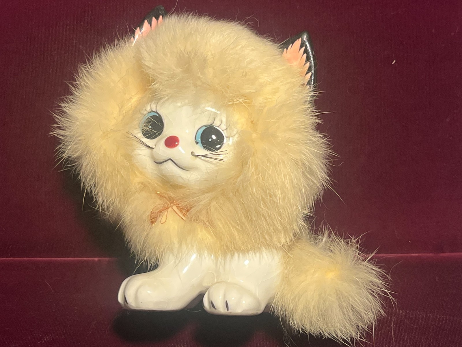 VINTAGE 1950-60's BRINN'S Pittsburgh Fur Fuzzy Cat Figurine Kitsch Kitten Japan
