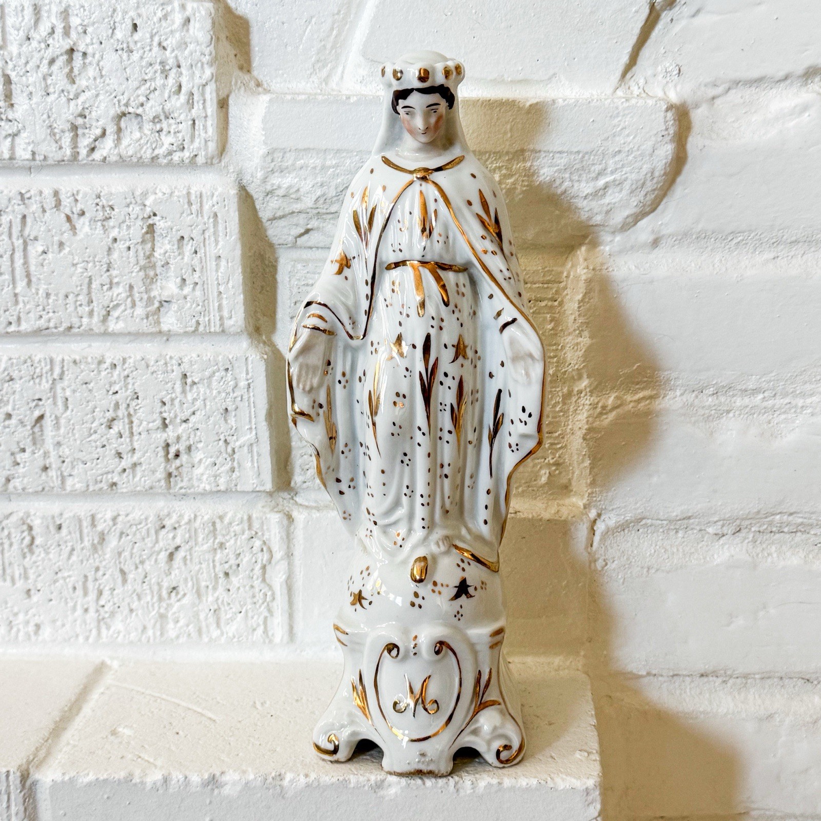 Antique Vieux Paris Procelain Virgin Mary Madonna Status White Gold Gilt 8”