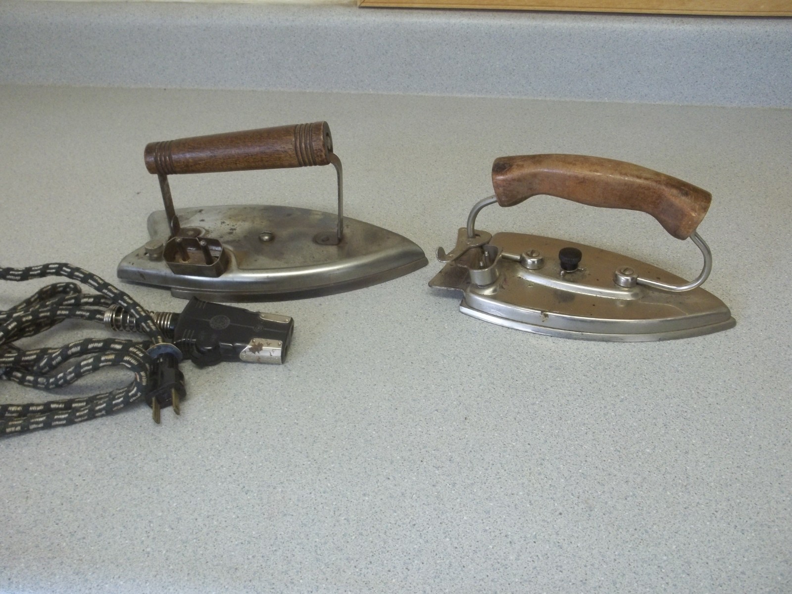 Vintage clothes Irons Including Dura Bilt Folding portable Travel irons