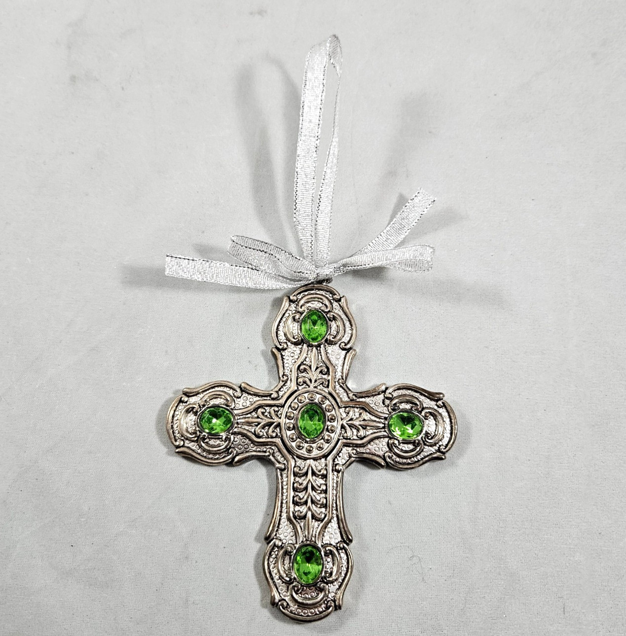 Vintage Towle Silver Plated Cross Christmas Ornament Green Stones Ornate Vintage Towle Silver Plated Cross Christmas Ornament Green Stones Ornate