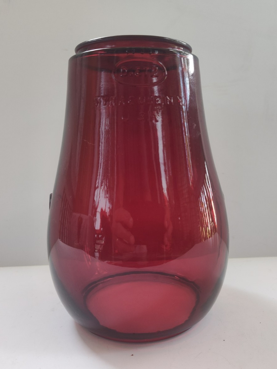 Vintage Dietz Syracuse, NY Red Glass Fitzall Loc Nob Lantern Globe H11