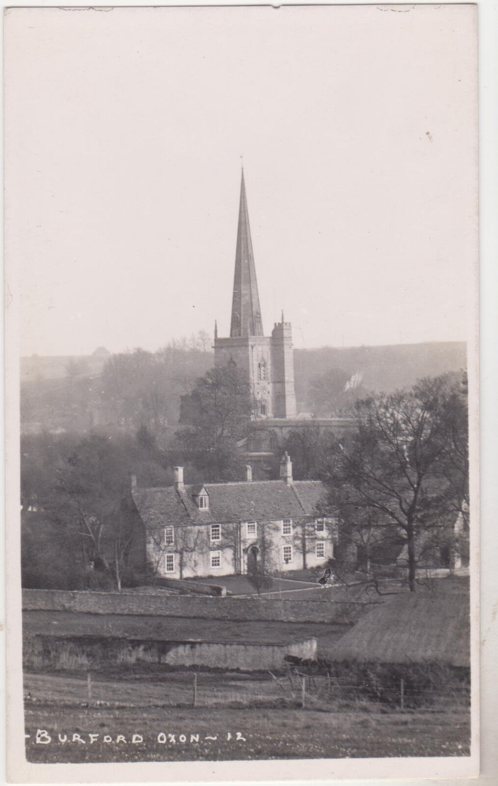 RPPC,Burford,U.K.Bird\'s Eye View of St.John the Baptist Church,Oxfordshire,1909