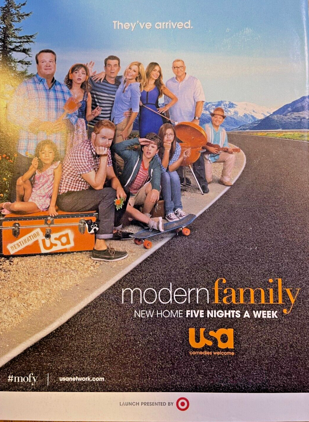2013 Vintage Magazine Advertisement TV Show Modern Family