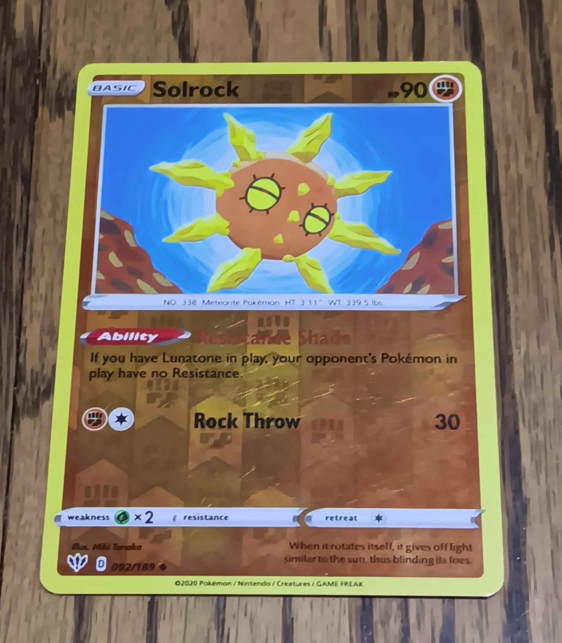 Solrock 092/189 Darkness Ablaze Reverse Holo 2020 Pokemon Card