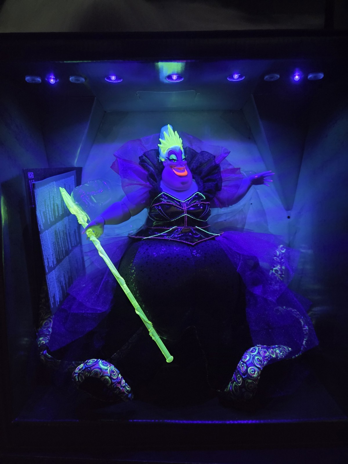 Darkness Descends Series Ursula Doll w/ LED lights IN box 