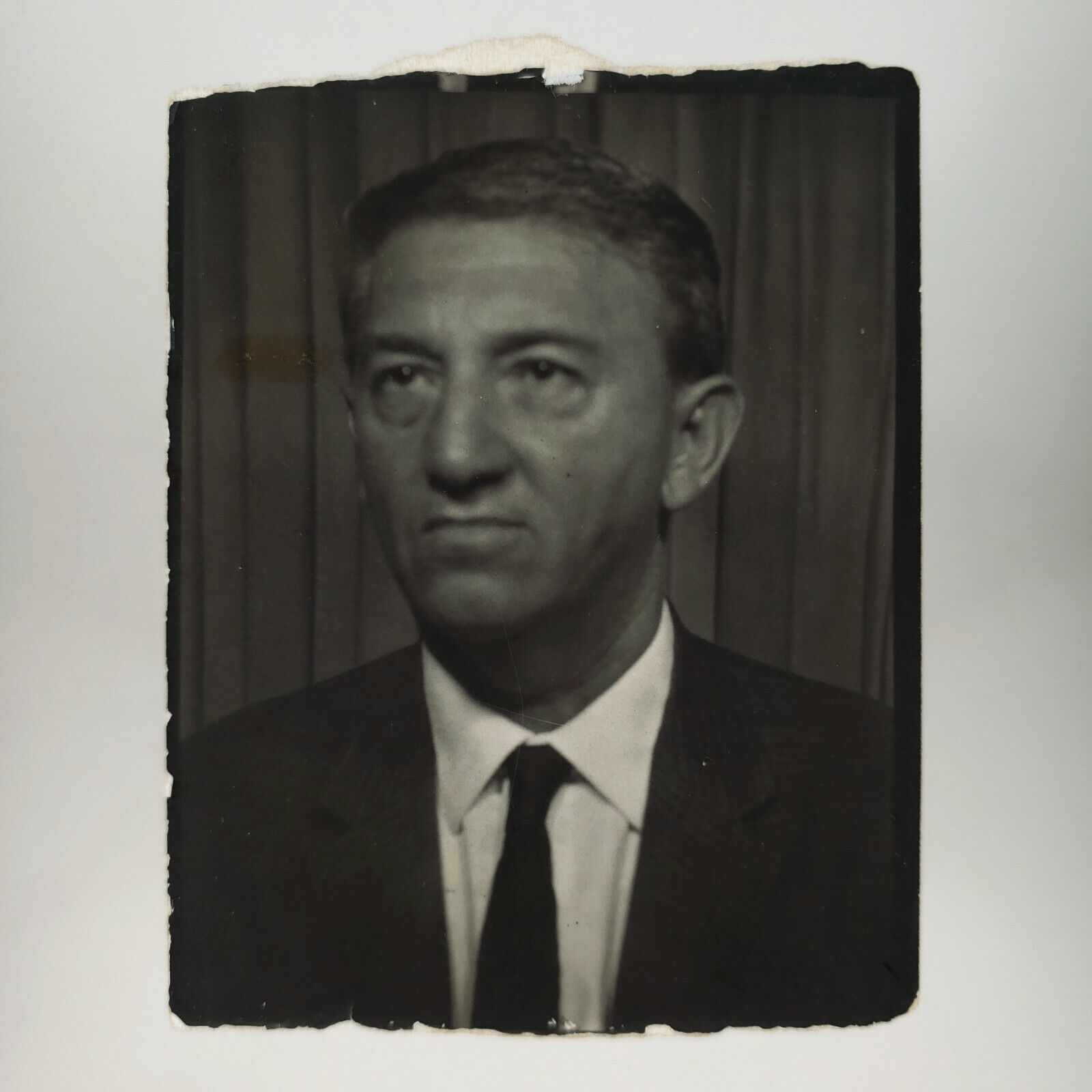 Pursed Lips Old Guy Photobooth Portrait 1940s Business Suit Necktie Photo A3079